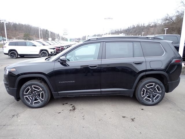 New 2026 Diamond Black Crystal Pearl-Coat Exterior Paint Jeep Limited image 2