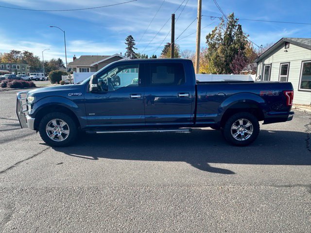 Used 2016 Blue Ford XLT image 9
