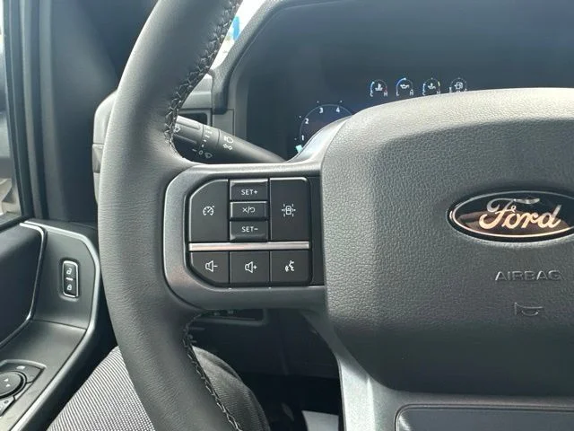 New 2026 Agate Black Metallic Ford XLT image 37