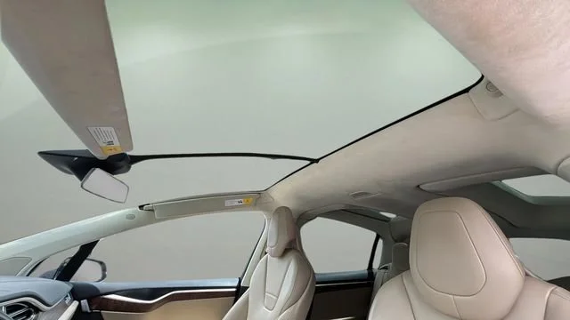 Used 2017 Blue Tesla 90D image 19