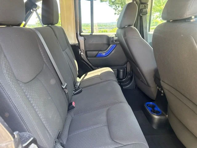 Used 2014 Gray Jeep Unlimited Sport image 12