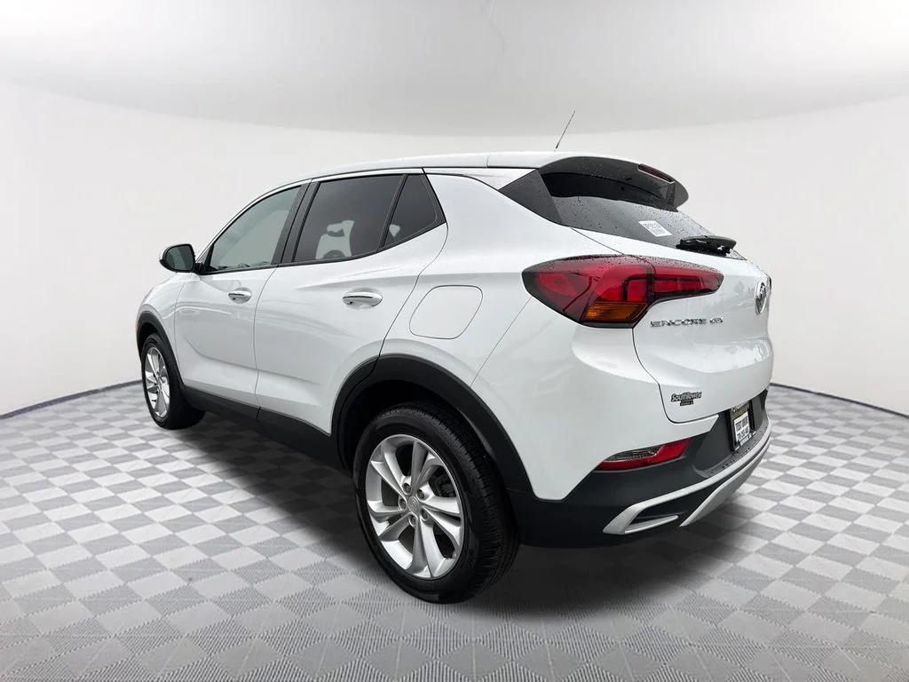 Used 2023 White Buick Preferred image 7
