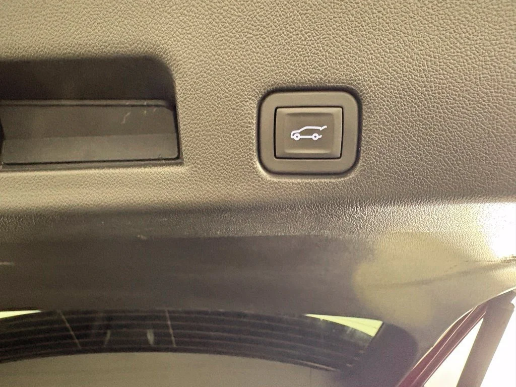 Used 2026 Volcanic Red Tintcoat GMC Elevation image 24