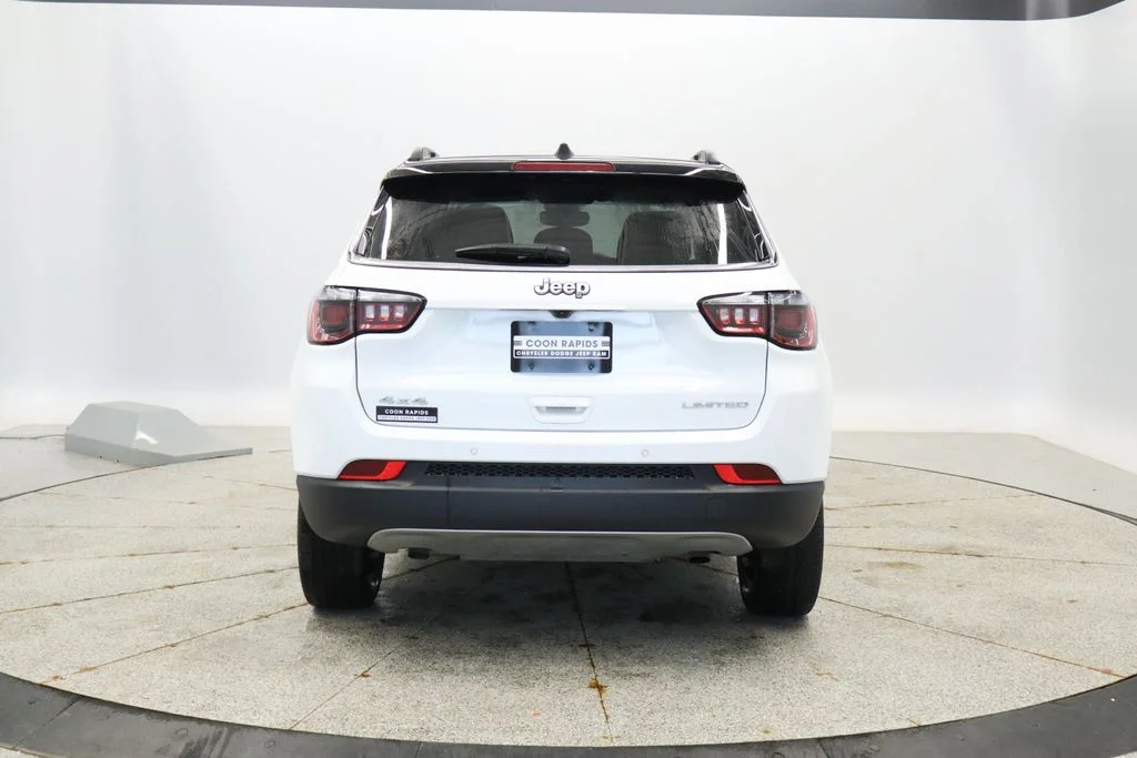 Used 2024 White Jeep Limited image 4