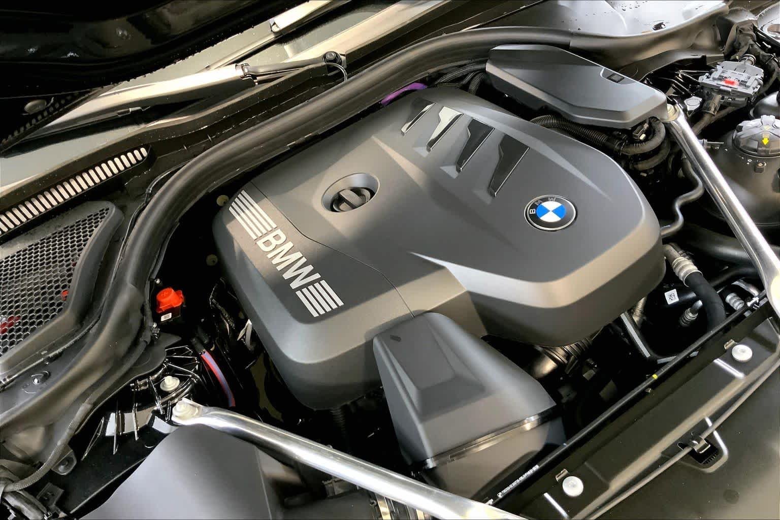 New 2027 Black Sapphire Metallic BMW 530i xDrive image 17