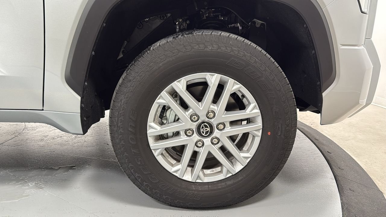 2026 Toyota Tundra SR5 - Photo 21
