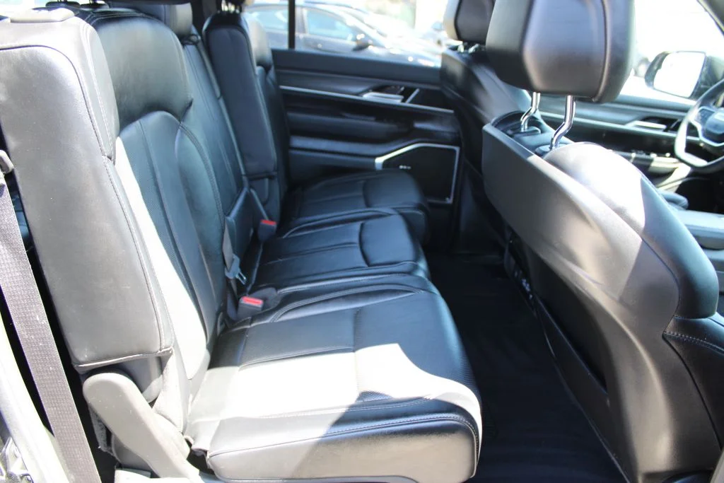 Used 2024 Black Jeep Series II image 12