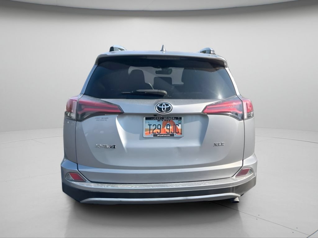 Used 2016 Silver Sky Metallic Toyota XLE image 6