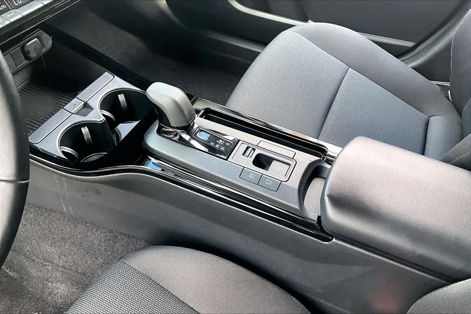 Used 2026 Cutting Edge Toyota LE image 17