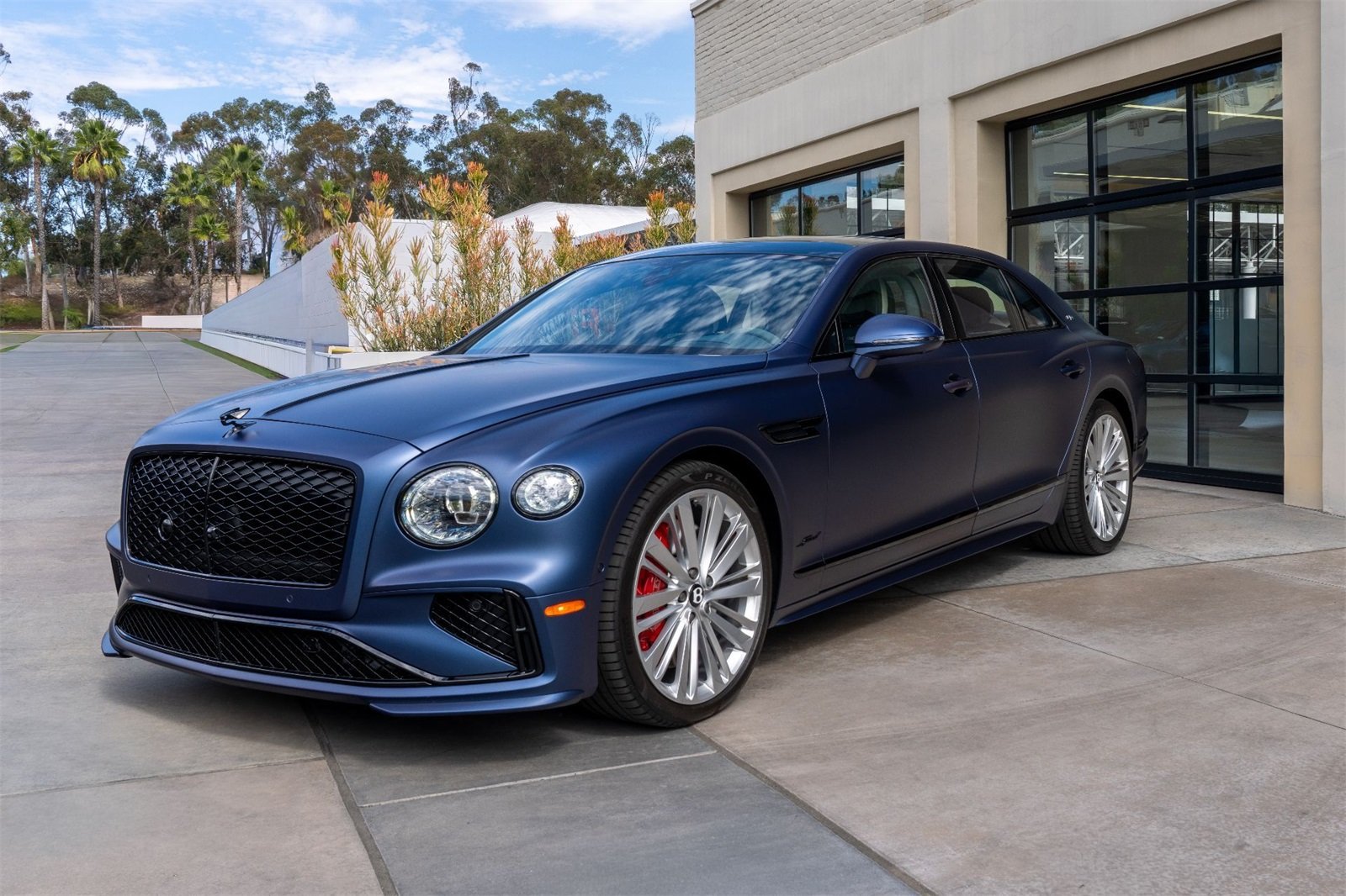 2025 Bentley Flying Spur Speed photo 3