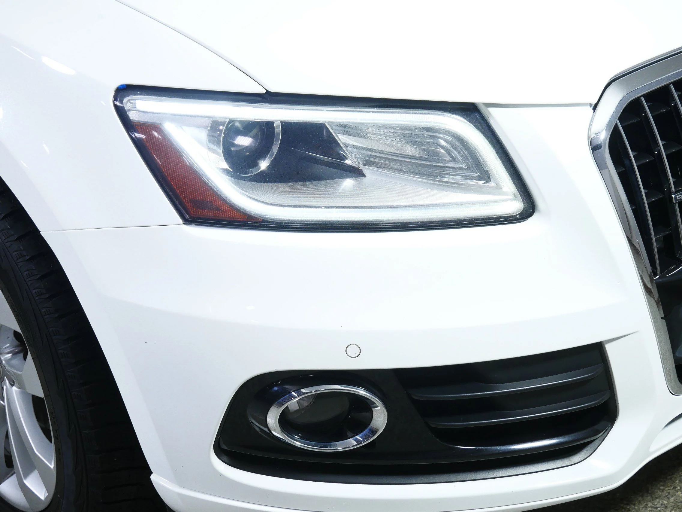 Used 2014 Ibis White Audi Premium Plus image 16