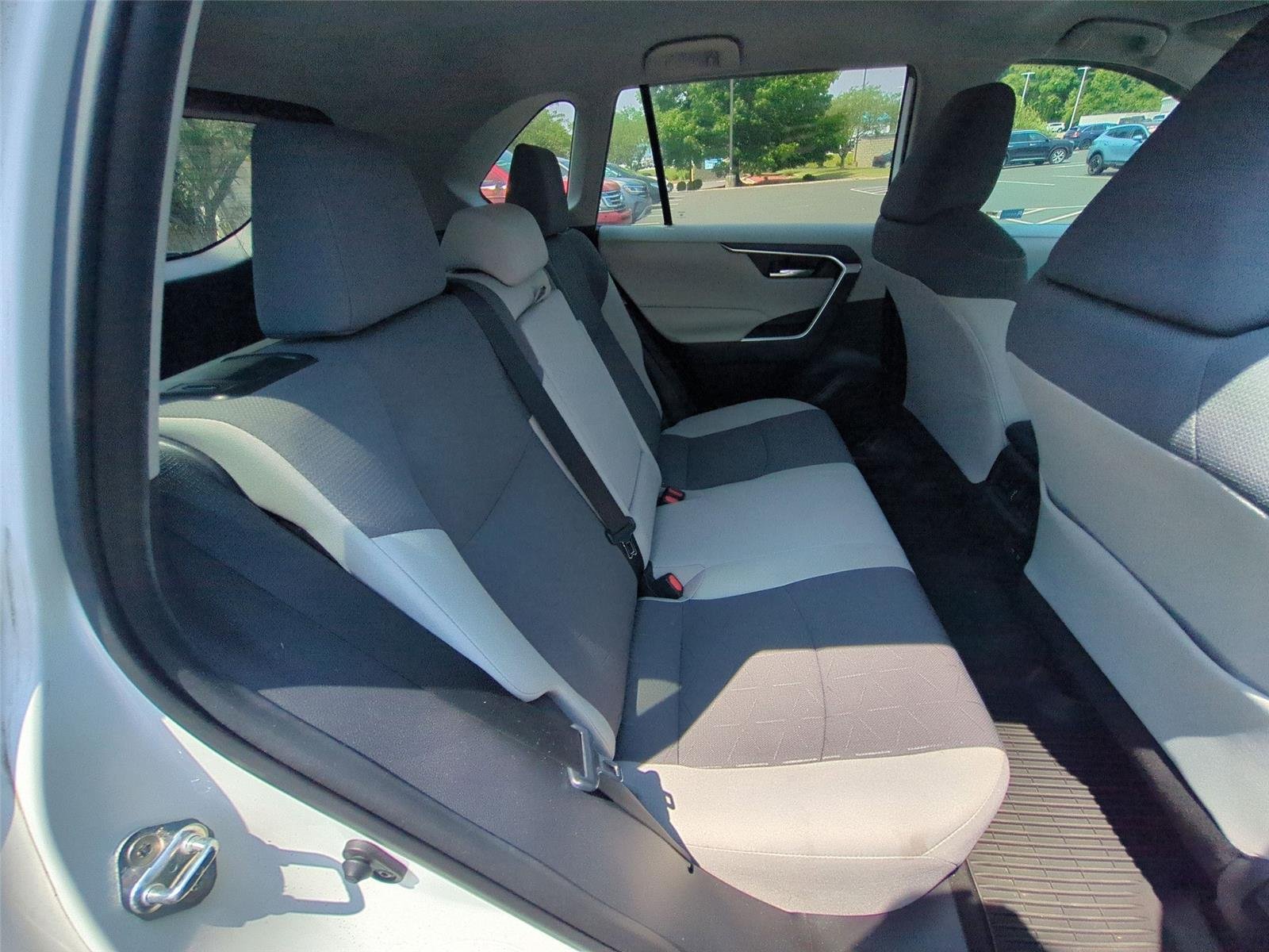 Used 2020 Super White Toyota XLE image 48