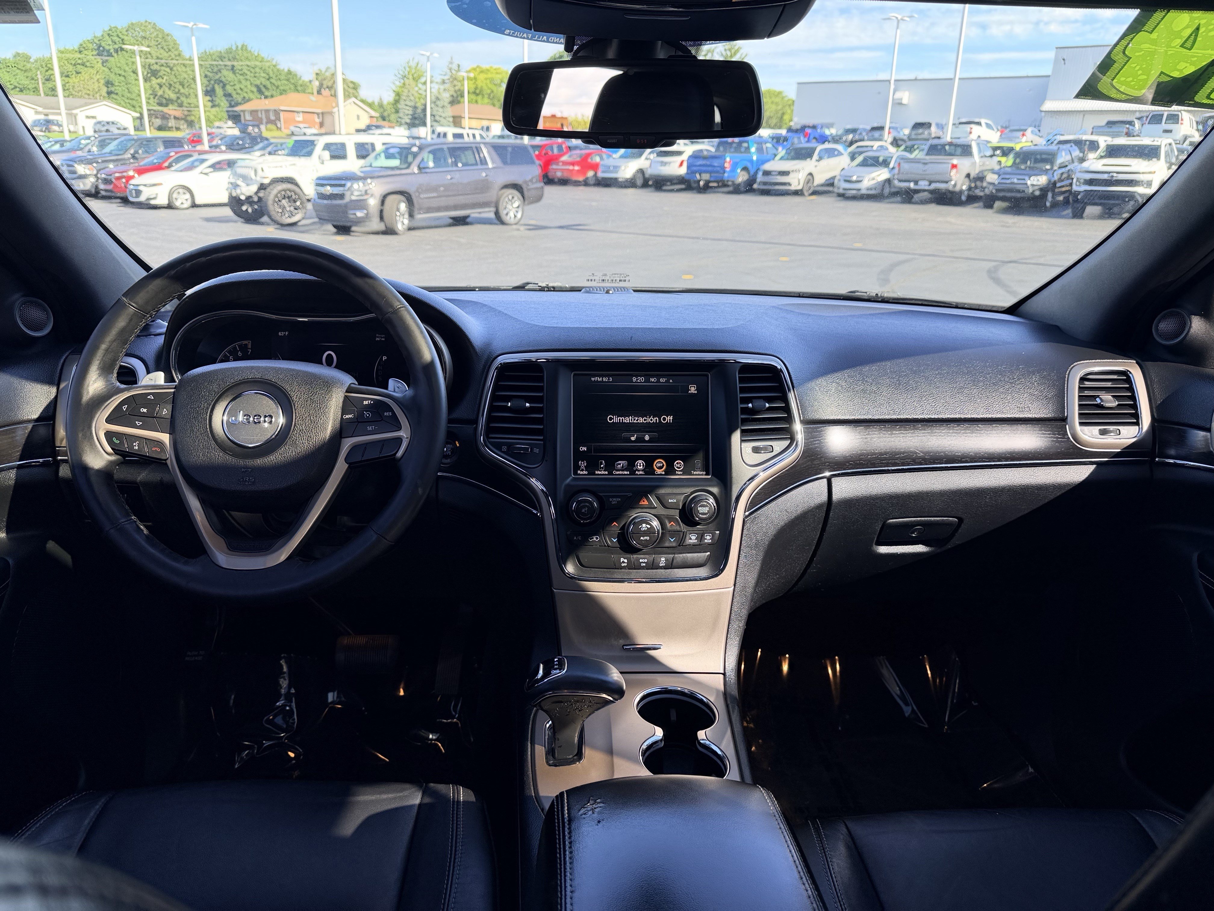 Used 2014 Silver Jeep Limited image 8