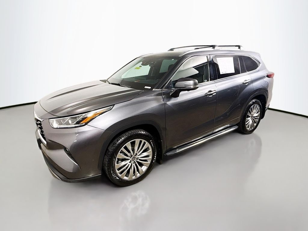 Used 2023 Magnetic Gray Metallic Toyota Platinum image 3