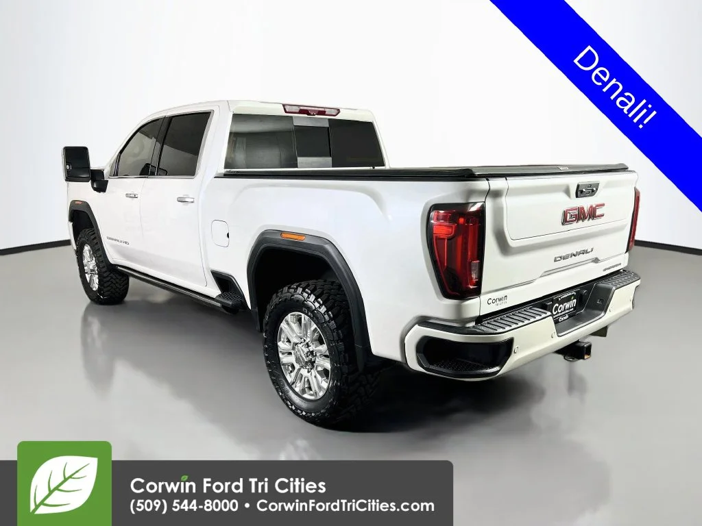 Used 2022 White Frost Tri-Coat GMC Denali image 10