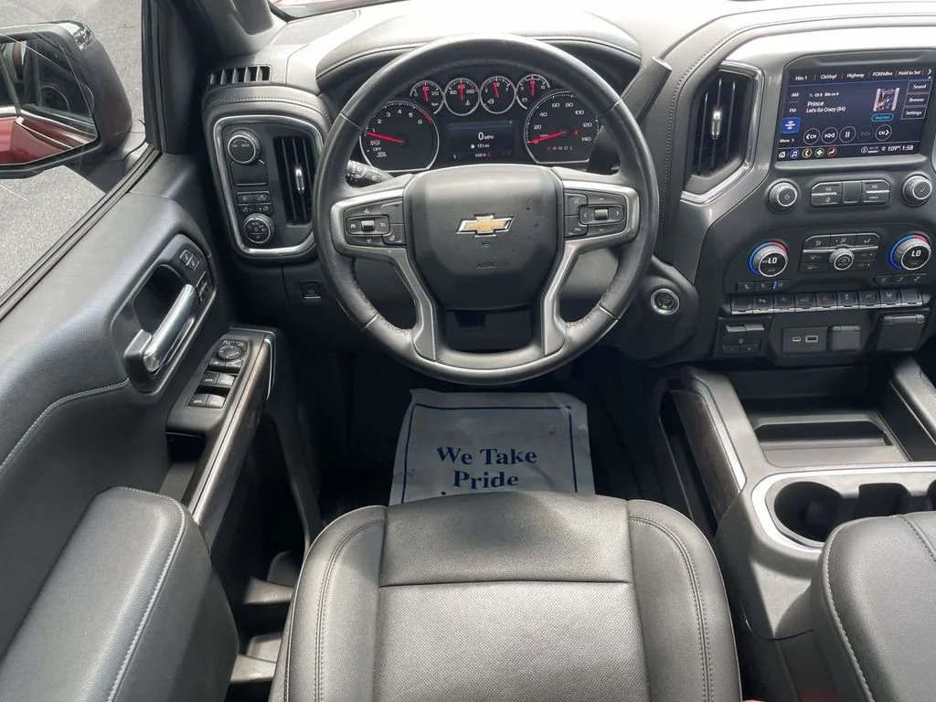 Used 2022 Red Chevrolet LTZ image 21
