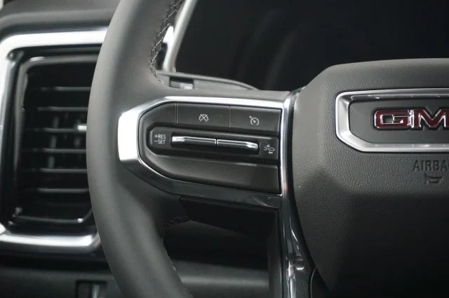 New 2026 Onyx Black GMC Elevation image 23