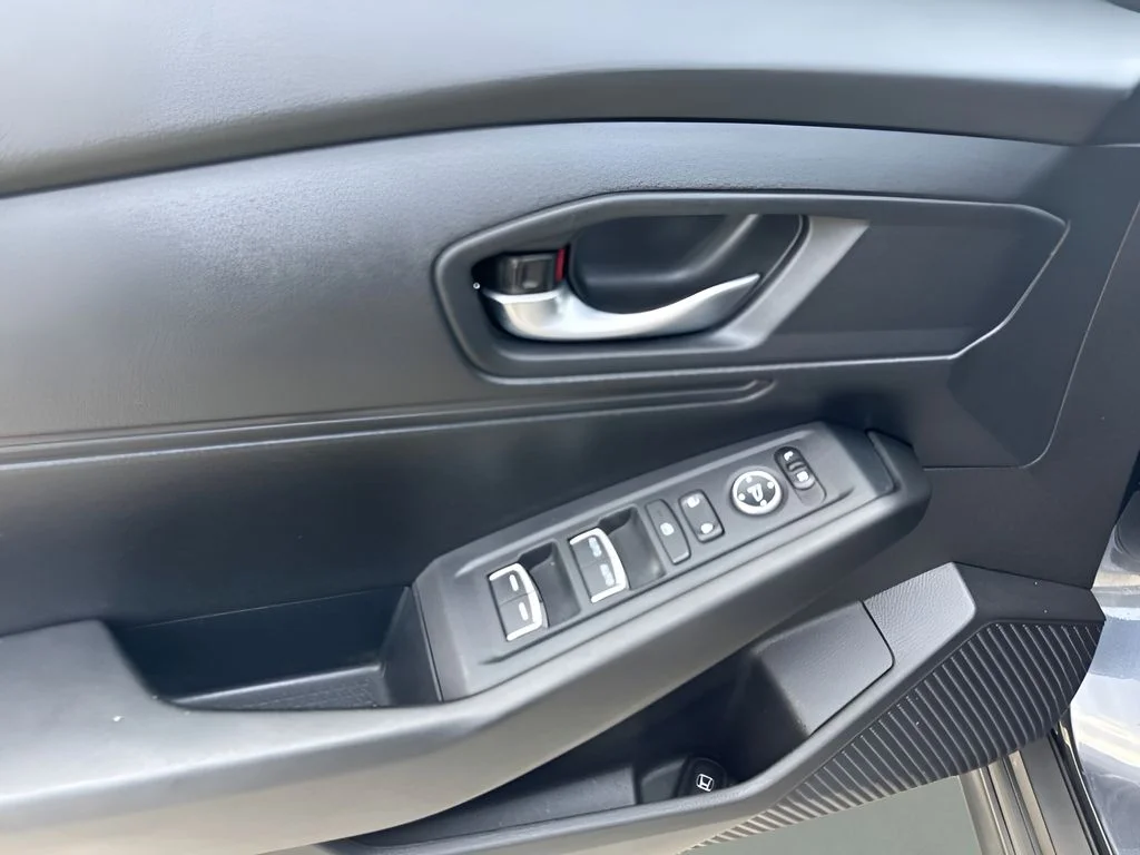 Used 2025 Gray Honda LX image 15