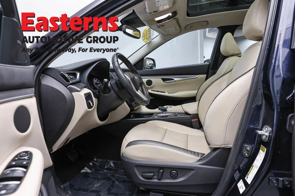 Used 2022 Blue INFINITI LUXE image 14