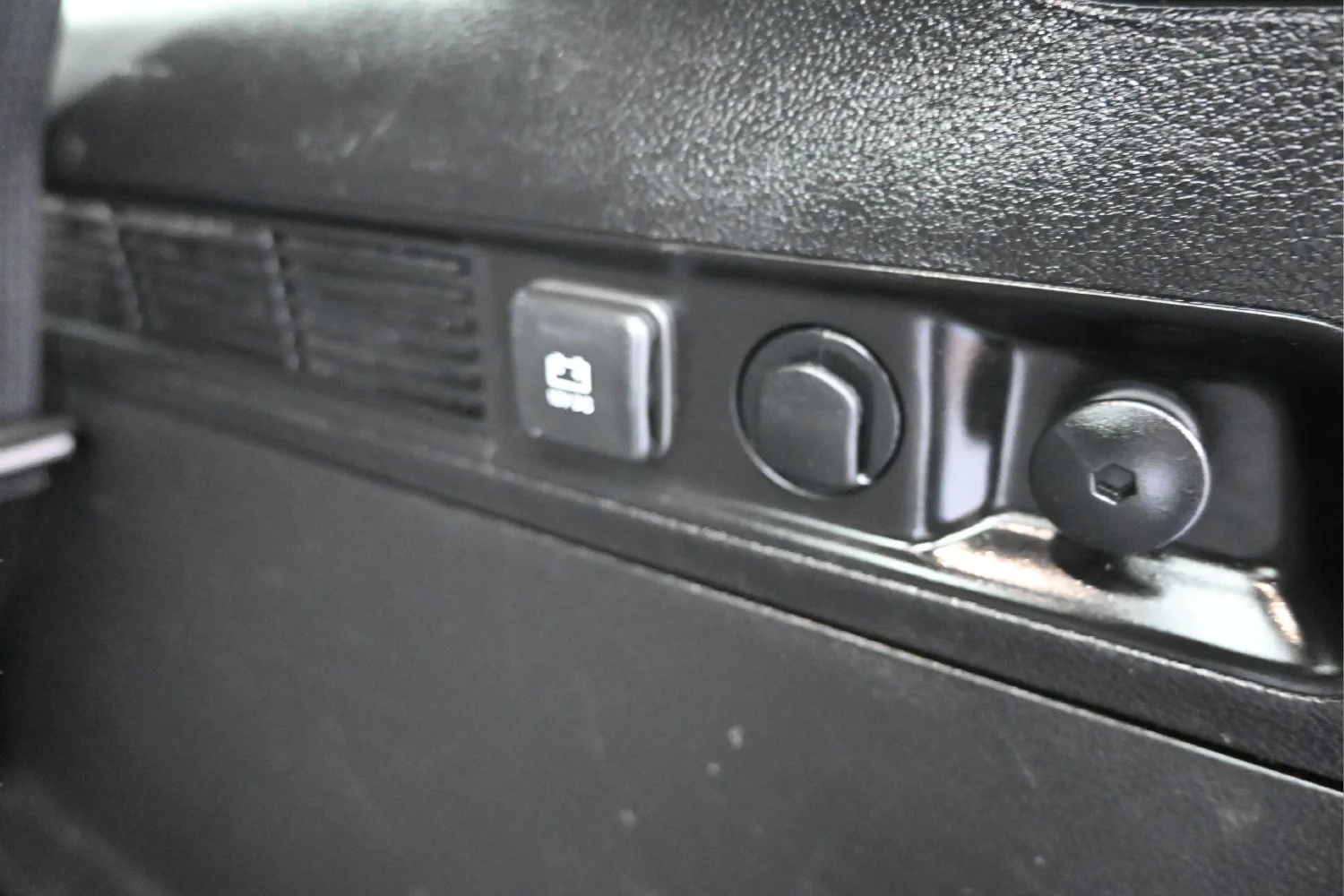 Used 2024 Silver Jeep Series II image 10
