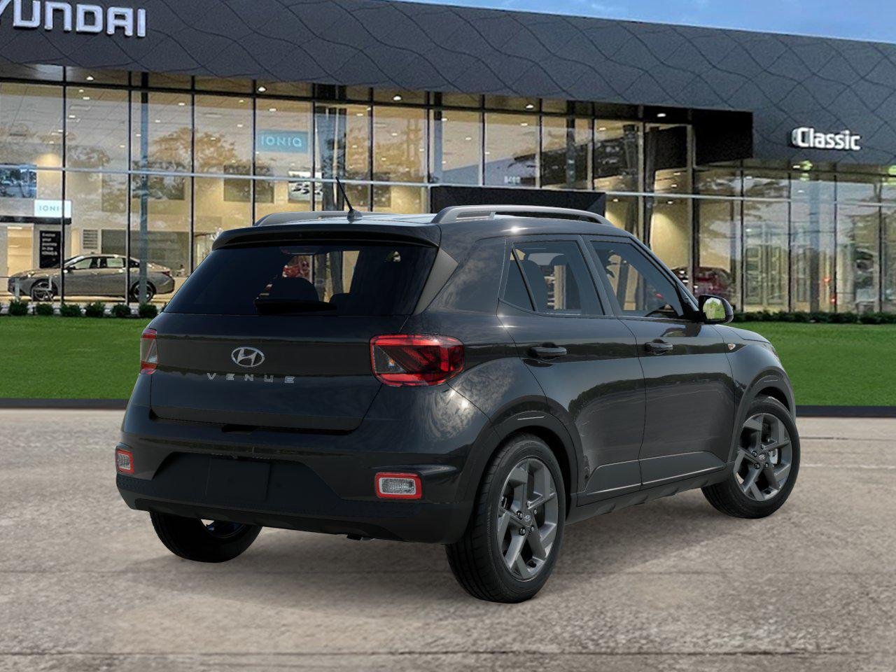 New 2026 Onyx Black Hyundai SEL image 4