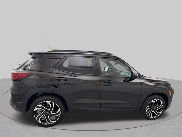 Used 2025 Mosaic Black Metallic Chevrolet RS image 6