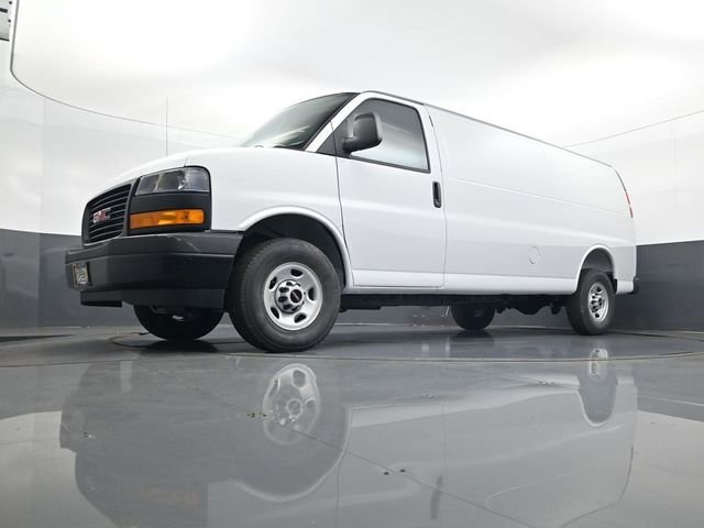 2026 GMC Savana Cargo Work Van - Photo 22