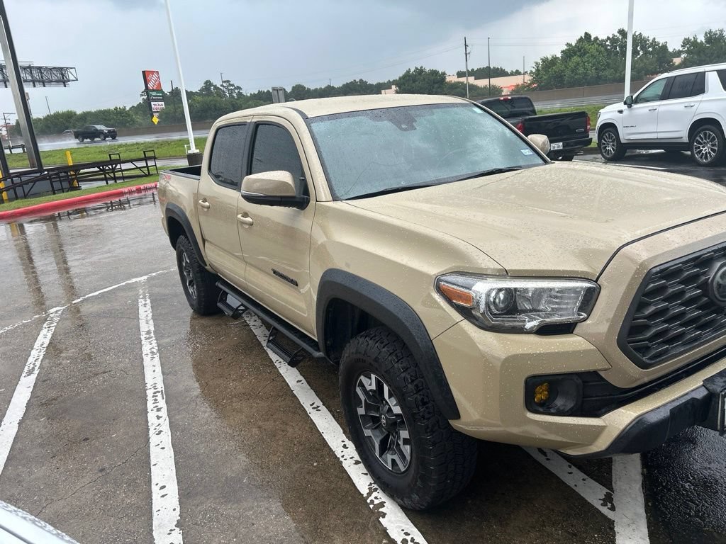 Used 2020 Quicksand Toyota SR5 image 2