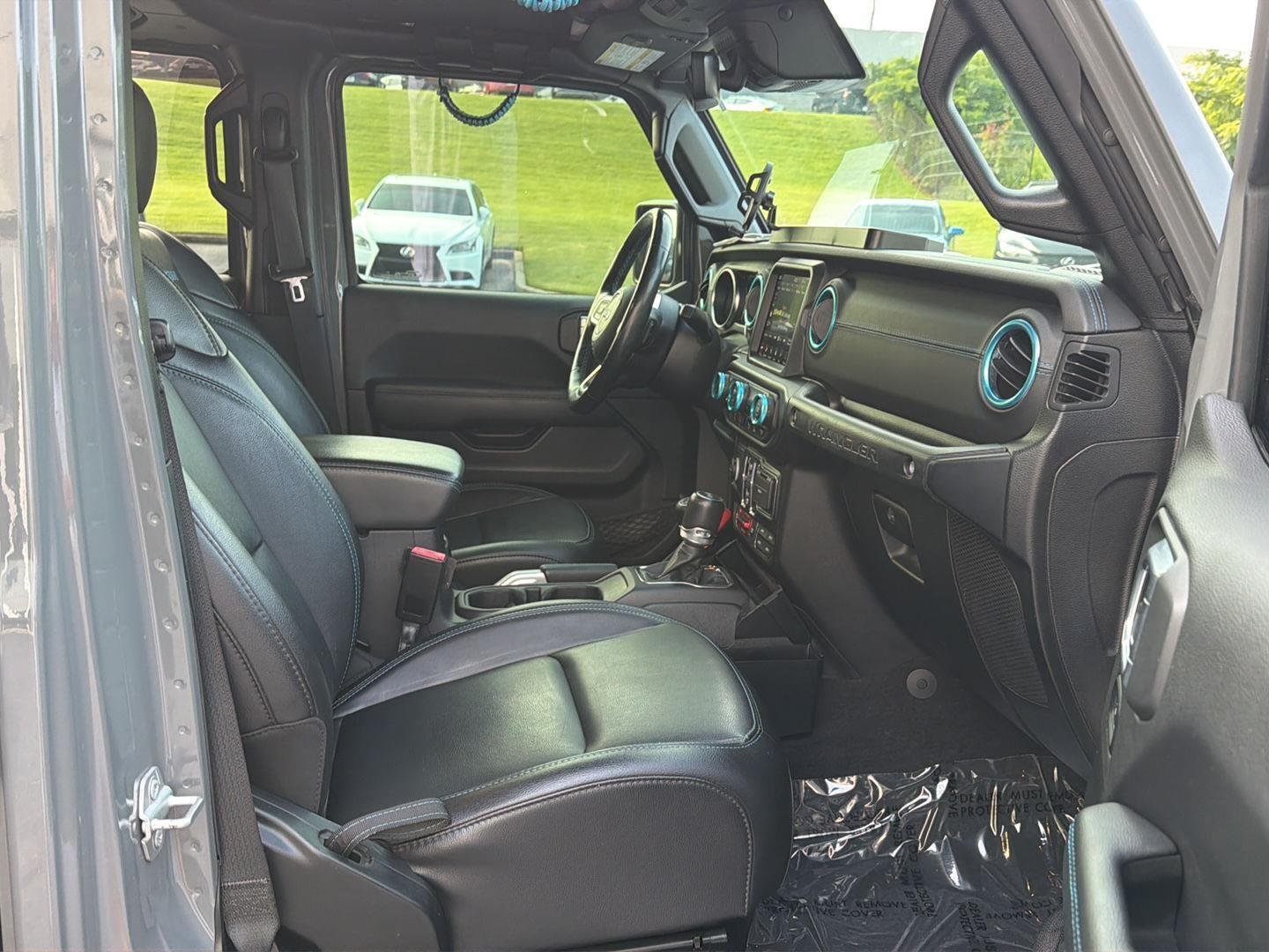 Used 2021 Sting-Gray Clearcoat Jeep Unlimited Rubicon image 13