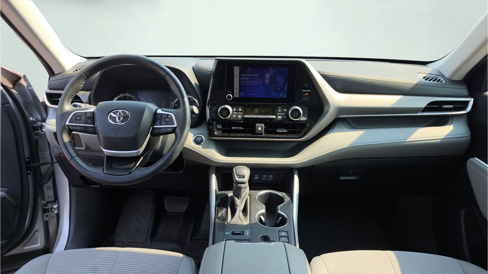 Used 2023 Celestial Silver Metallic Toyota LE image 13