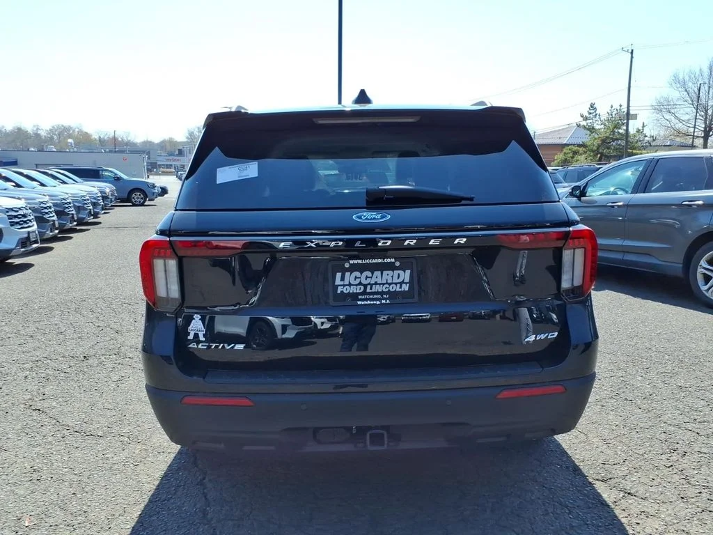 New 2026 Agate Black Metallic Ford Active image 5