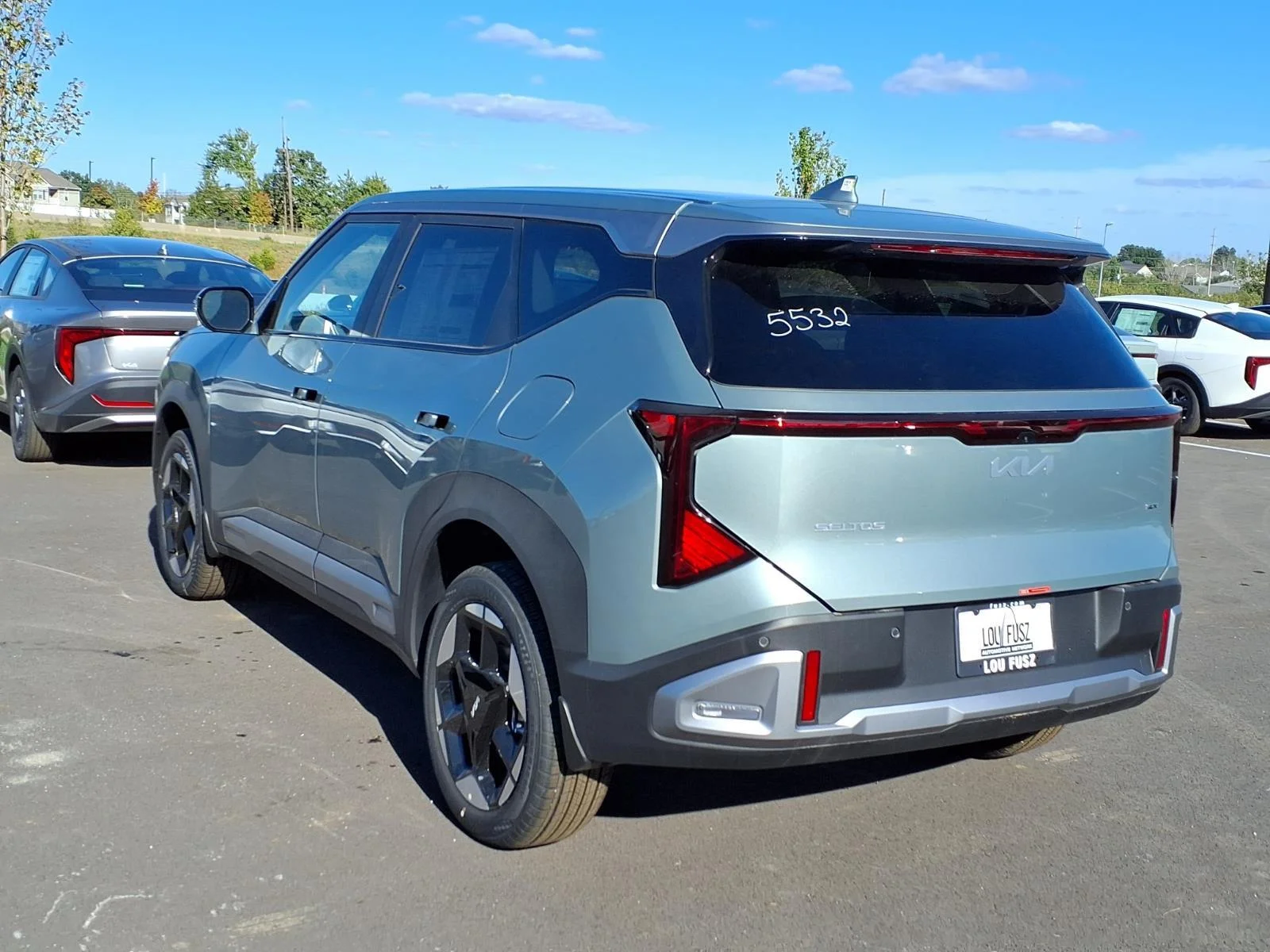 New 2027 Iceberg Green Kia S image 2