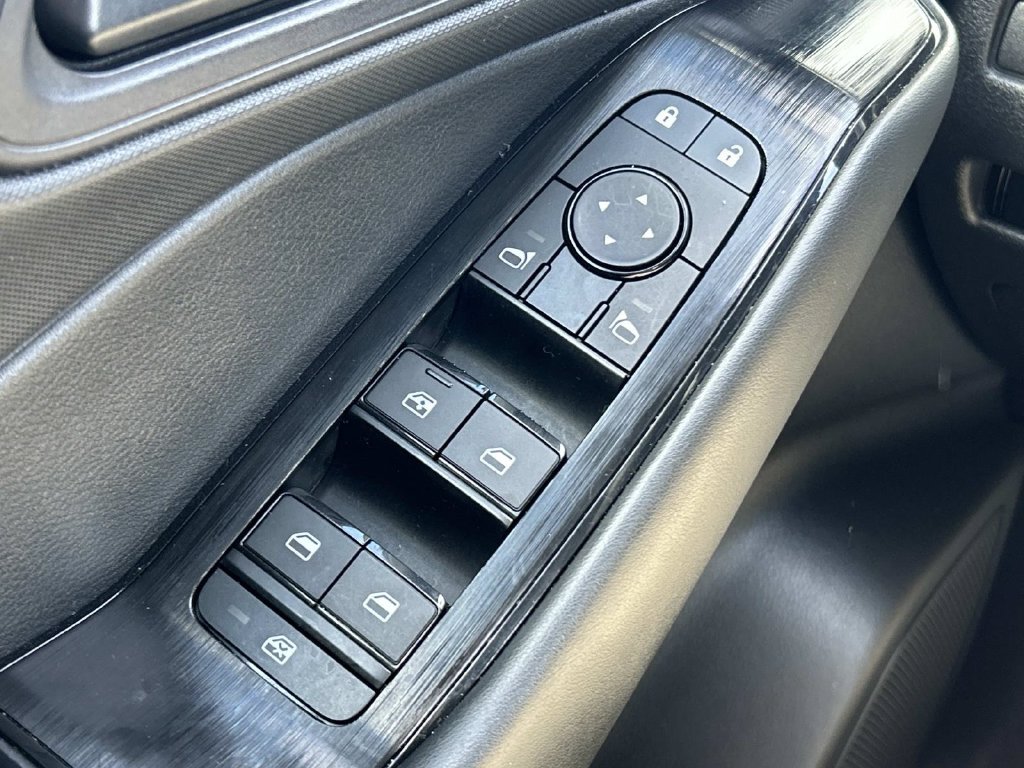 Used 2024 Silver Nissan S image 28