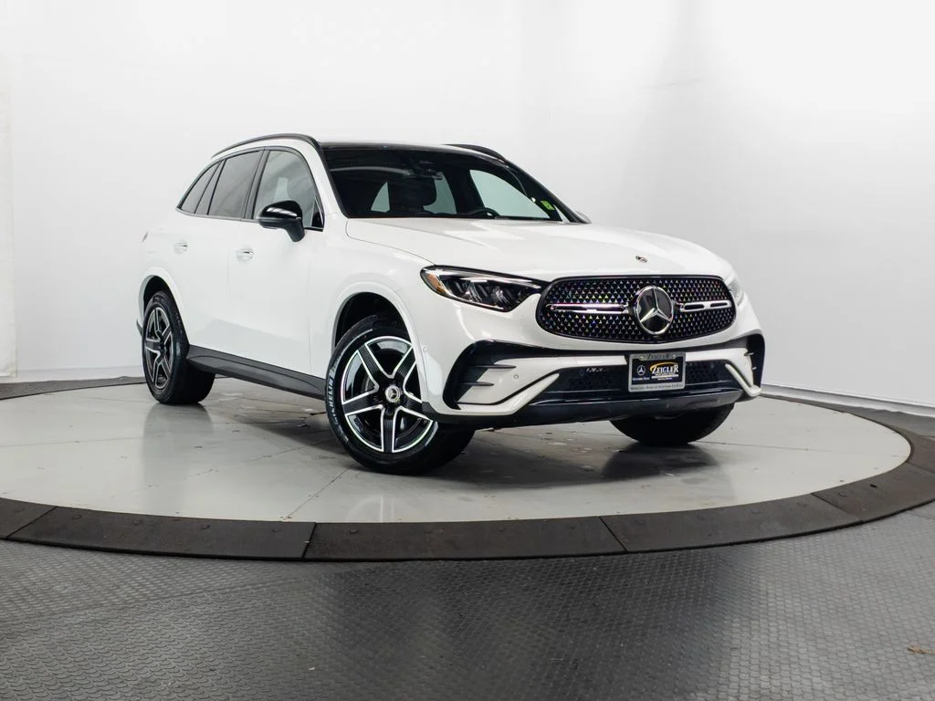 2026 Mercedes-Benz GLC GLC 300 4MATIC's photo
