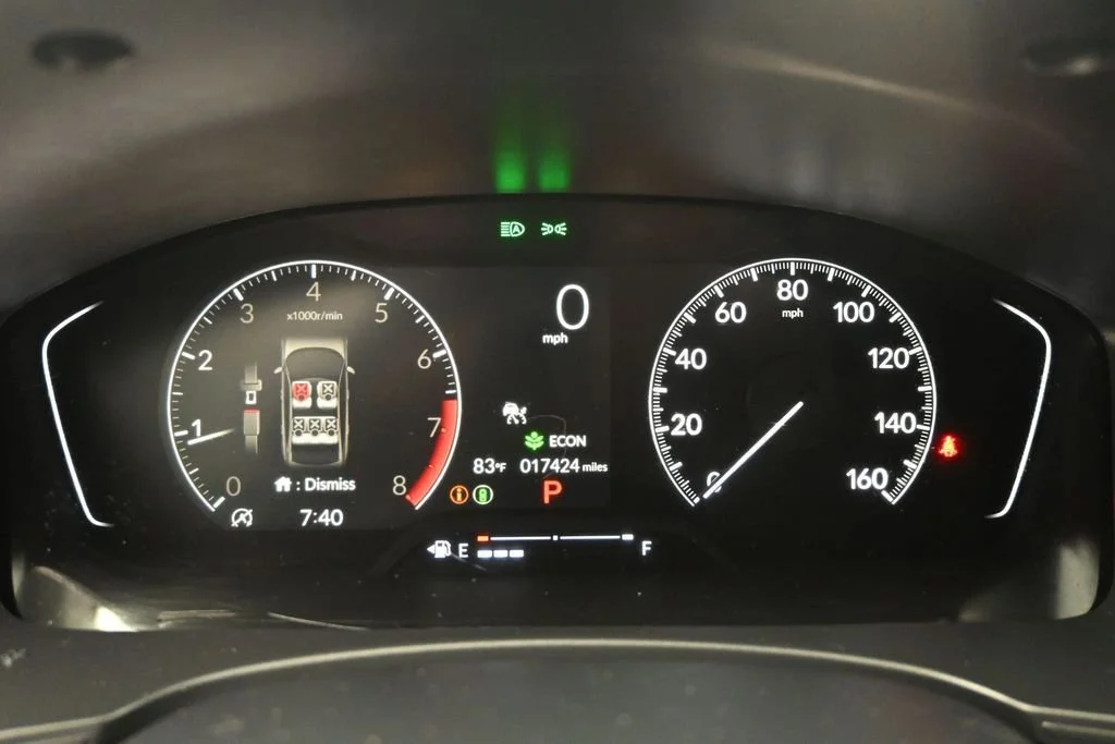Certified Used 2025 Solar Silver Metallic Honda Sport image 45