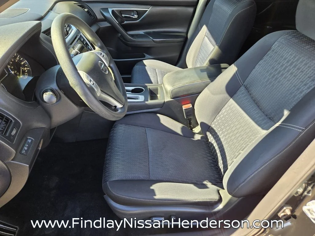 Used 2016 Black Nissan 2.5 S image 10