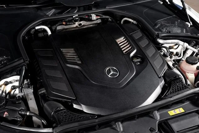 Used 2023 White Mercedes-Benz S 580 image 12