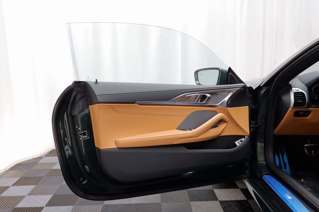 2026 BMW 8 Series 840i - Photo 4