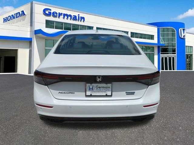 New 2026 Platinum White Pearl Honda Touring image 4