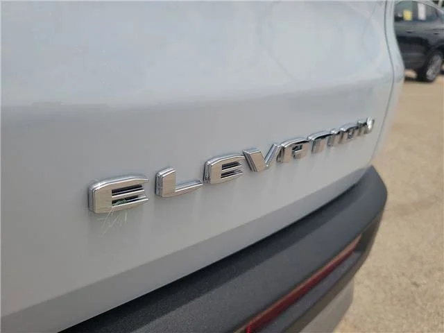New 2026 Glacier White Tricoat GMC Elevation image 15