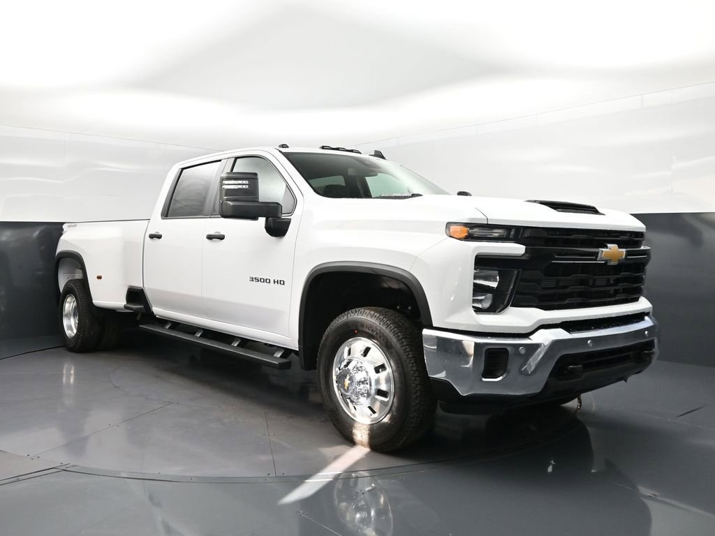 2026 Chevrolet Silverado 3500 HD Work Truck - Photo 9