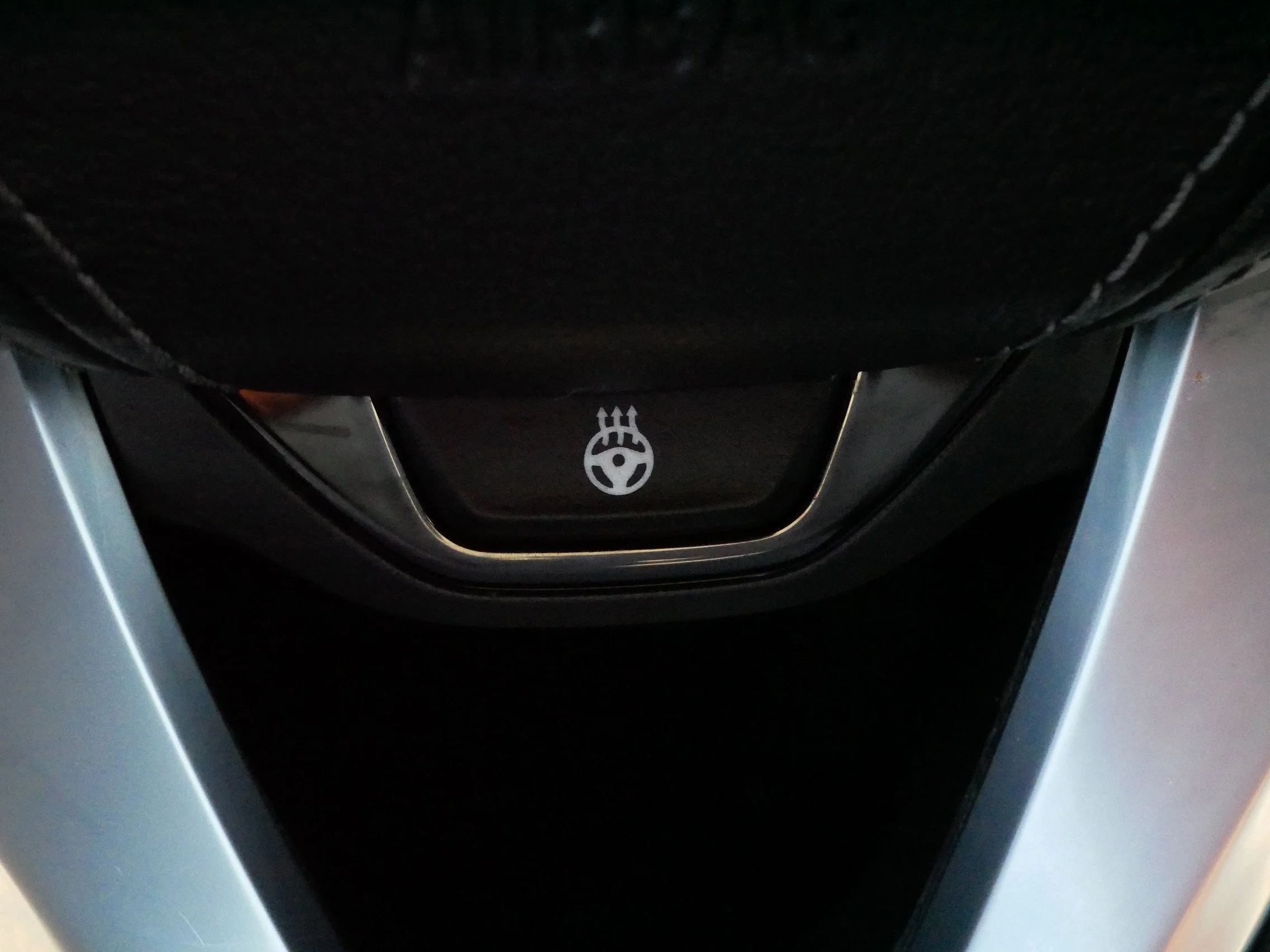 Used 2023 Alpine White BMW xDrive40i image 25