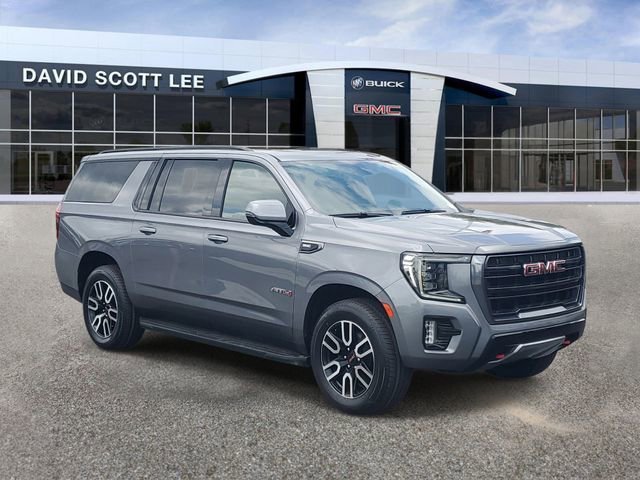 2022 GMC Yukon 4WD AT4's photo
