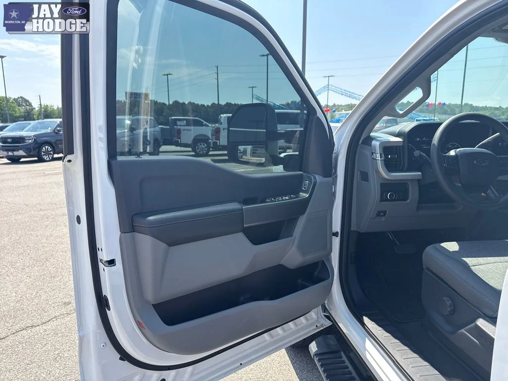 2026 Ford F-350 Super Duty XL - Photo 22