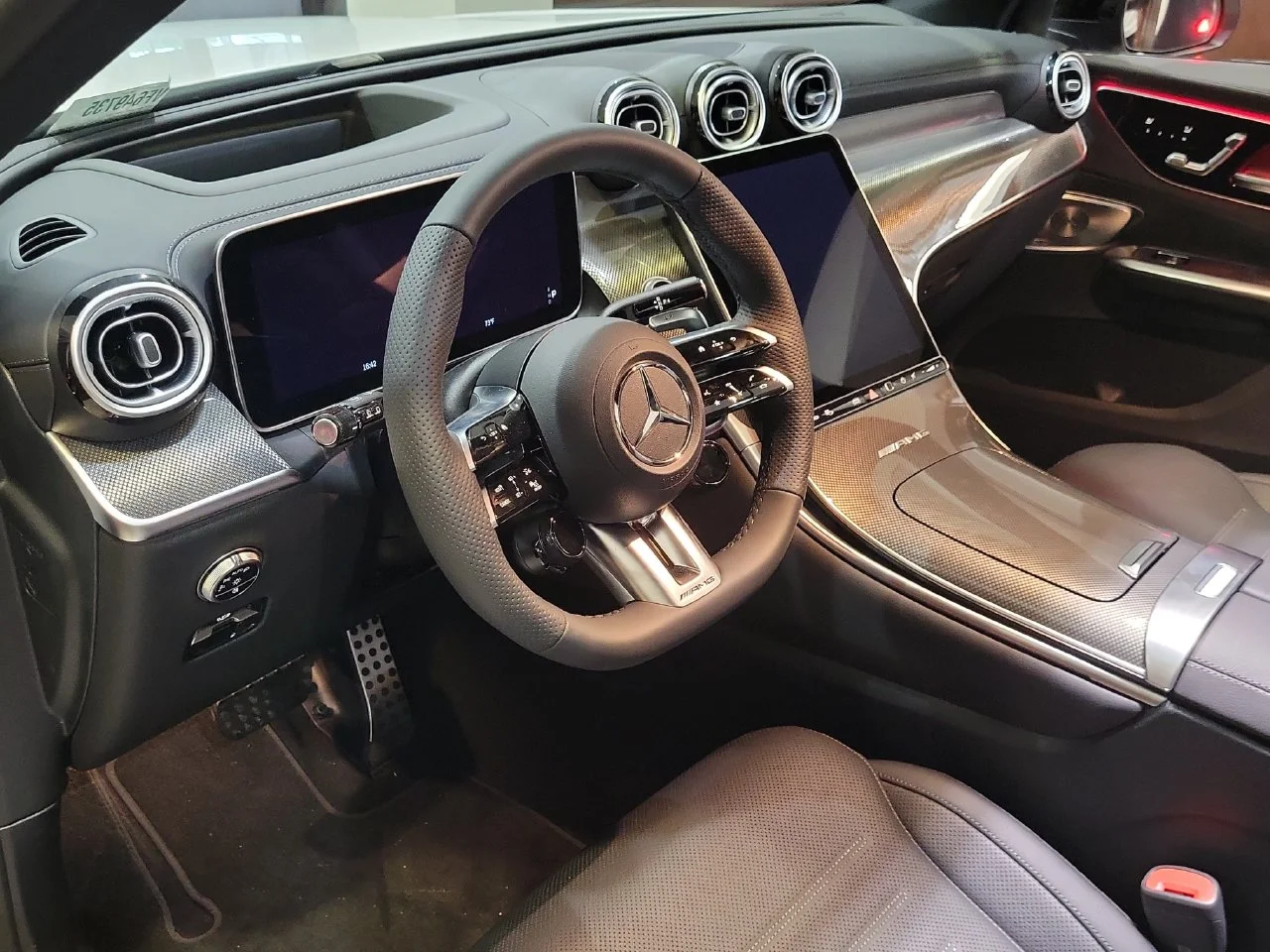 New 2027 MANUFAKTUR Moonlight White Metallic Mercedes-Benz AMG® GLC 53 4MATIC+ SUV image 20
