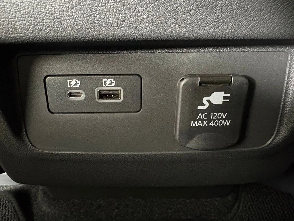 New 2026 Glacier White Nissan Crew Cab PRO-X® image 37