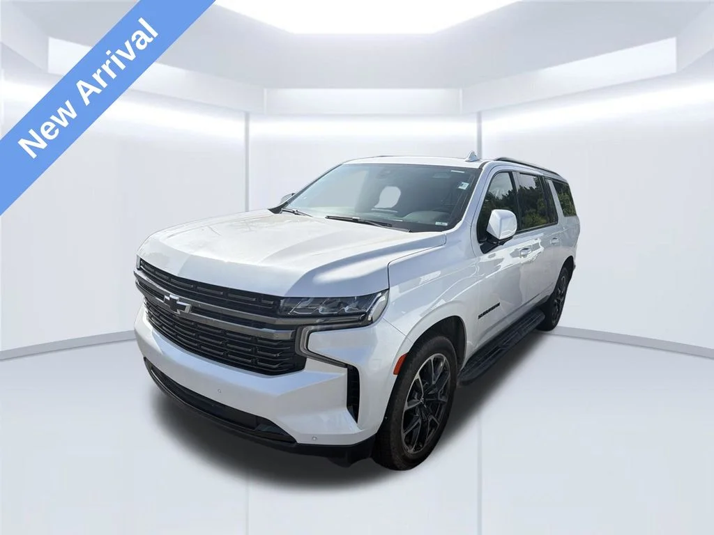 Used 2022 Beige Chevrolet RST image 1