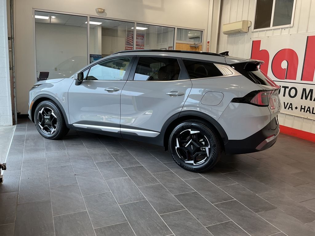 Used 2026 Gray Kia EX image 5
