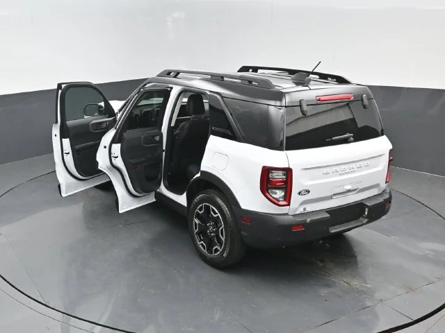 New 2026 Oxford White Ford Outer Banks® image 24