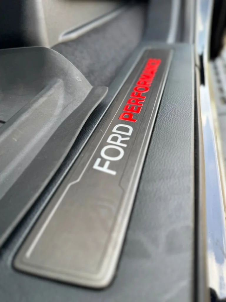 2025 Ford F-150 Raptor - Photo 30